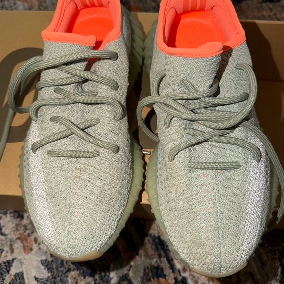 adidas gazelle silver green womens Adidas Yeezy 350 V2 Mono Cinder main image 1